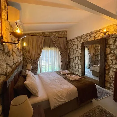 Villa Kalabantia House *